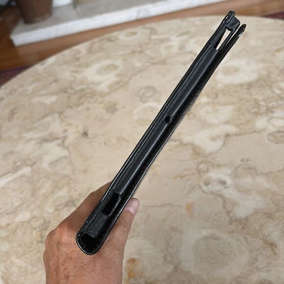 Coach Julia Op Art C Monogram iPad 2 Case - Black Patent Leather Mint Condition - Picture 11 of 11